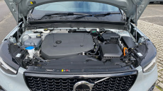 Volvo XC40 2.0 B3P Plus Dark 5dr Auto Petrol Estate